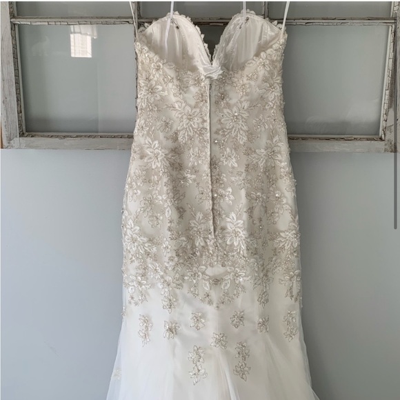 NWT - Dennis Basso Wedding Dress - Picture 8 of 16